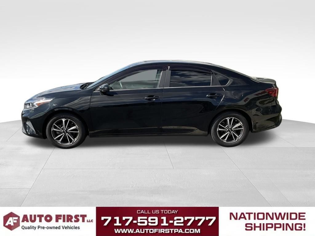 Used 2022 Kia Forte LXS FWD image 5