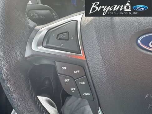 Used 2023 Ford Edge SEL w/ Convenience Package image 23