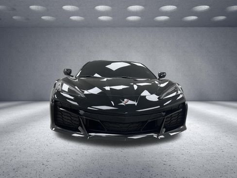 Used 2026 Chevrolet Corvette Z06 RWD image 8