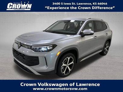 New 2025 Volkswagen Tiguan SE