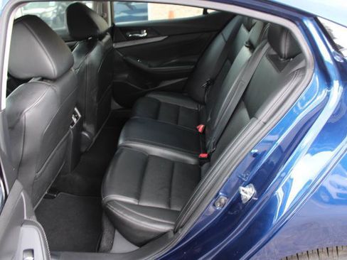 Used 2018 Nissan Maxima 3.5 SV FWD image 12