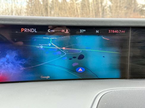 Certified 2024 Lincoln Nautilus Reserve w/ Equipment Group 202A image 41