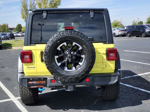Used 2024 Jeep Wrangler Unlimited Rubicon 4xe w/ Convenience Group image 9