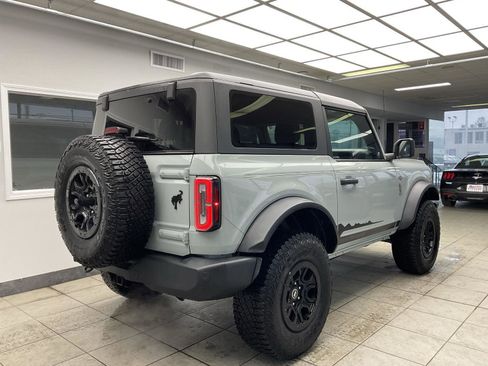 Used 2023 Ford Bronco Wildtrak image 5