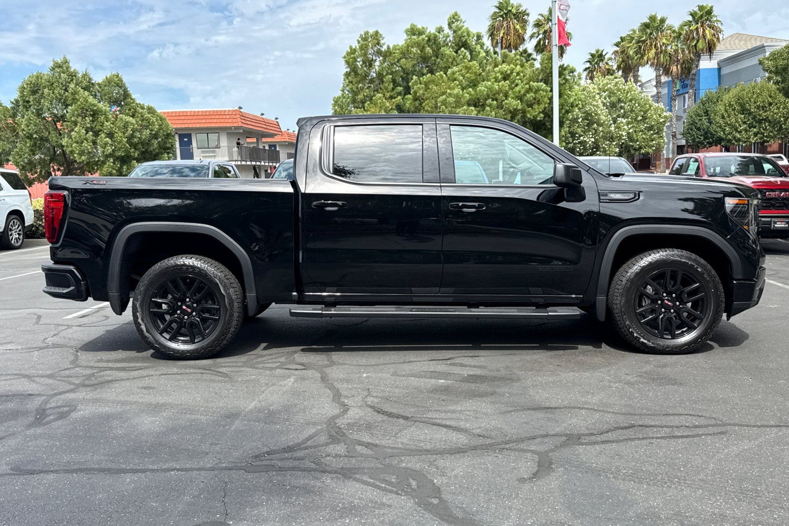 New 2026 GMC Sierra 1500 Elevation w/ LPO, Elevation Black Package AWD/4WD image 3