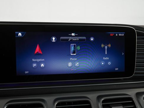 Used 2024 Mercedes-Benz GLS 450 4MATIC image 25