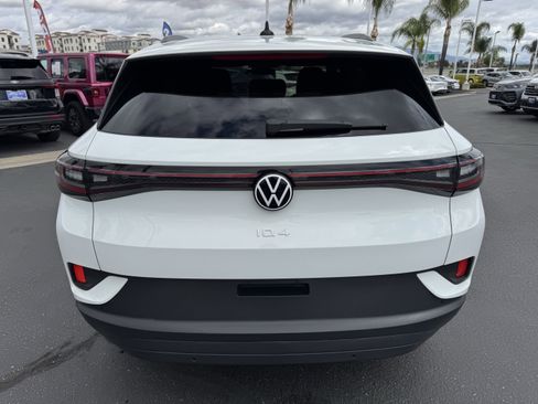 Used 2024 Volkswagen ID.4 2WD image 9