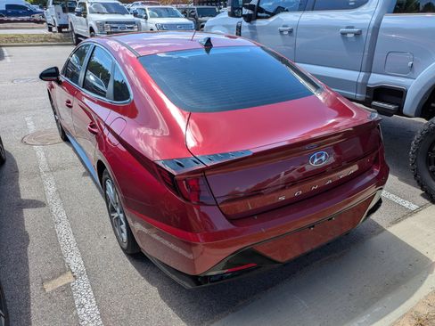 Used 2023 Hyundai Sonata SEL FWD image 4