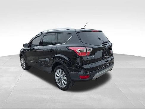 Used 2017 Ford Escape Titanium image 8