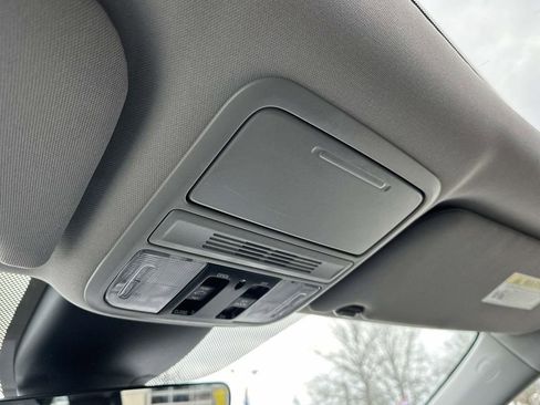 Certified 2024 Honda Odyssey EX-L image 30