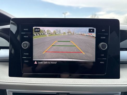 New 2026 Volkswagen Taos SE AWD/4WD image 18