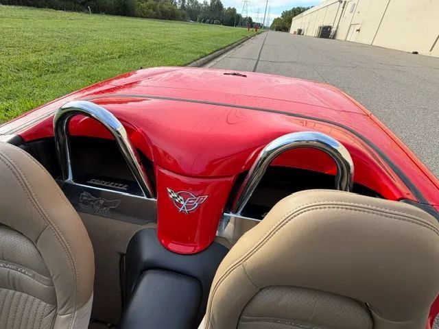 Used 2002 Chevrolet Corvette Convertible w/ Preferred Equipment Group2 RWD image 22