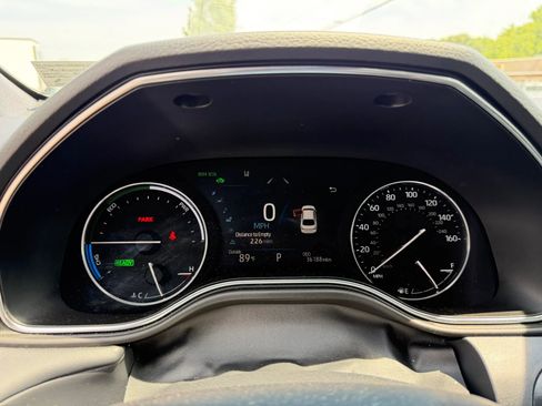 Used 2019 Toyota Avalon XLE FWD image 27