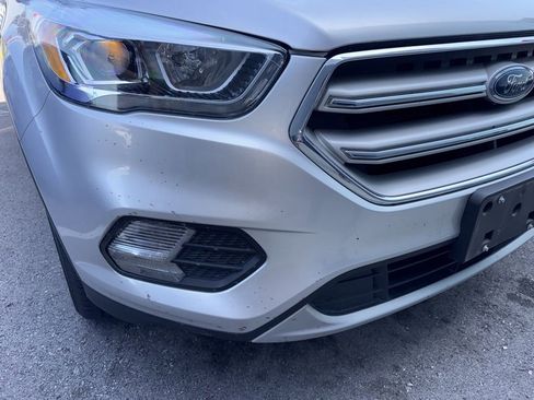 Used 2018 Ford Escape SEL AWD/4WD image 3