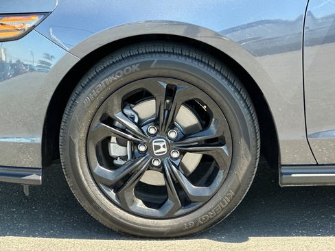 Used 2025 Honda Accord SE image 25