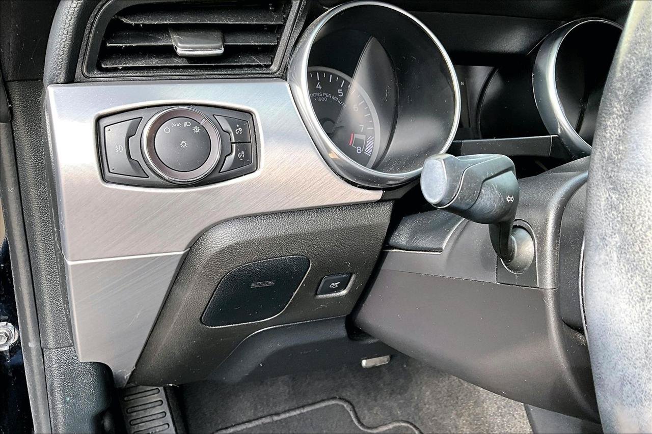 Used 2020 Ford Mustang GT Premium RWD image 37