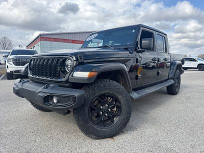 Used 2024 Jeep Gladiator Sport