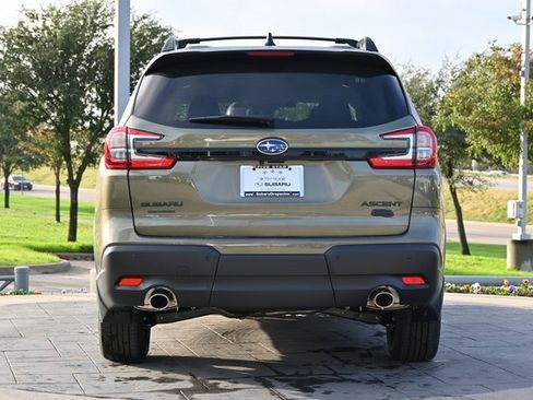 New 2025 Subaru Ascent Bronze Edition image 4