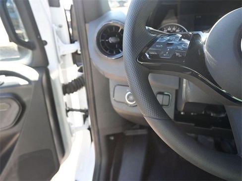 New 2025 Mercedes-Benz Sprinter 2500 image 17