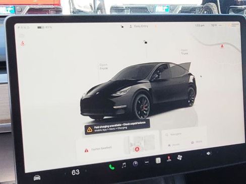 Used 2023 Tesla Model Y Performance image 16