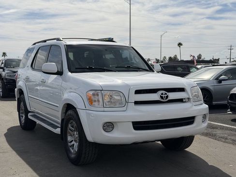 Used 2007 Toyota Sequoia SR5 image 13