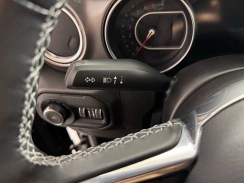 Used 2022 Jeep Wrangler Unlimited Rubicon w/ Steel Bumper Group image 19