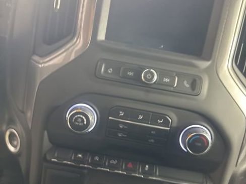 Used 2025 Chevrolet Silverado 1500 Custom AWD/4WD image 11