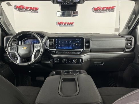 Used 2024 Chevrolet Silverado 2500 LT image 11