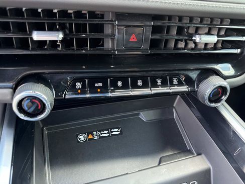 Used 2026 Chevrolet Tahoe Z71 w/ Comfort Package AWD/4WD image 27