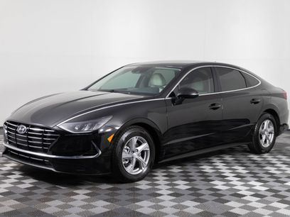 Used 2023 Hyundai Sonata SE w/ Preferred Accessory Package
