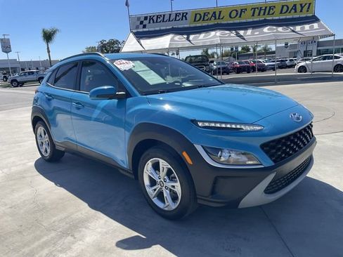 Used 2022 Hyundai Kona SEL AWD/4WD image 2