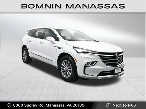 Used 2023 Buick Enclave Essence image 7