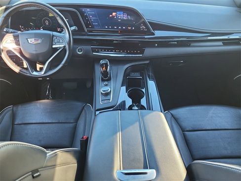 Used 2021 Cadillac Escalade ESV Sport w/ Driver Assist Tech Package image 15