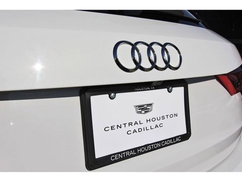 Used 2023 Audi Q3 2.0T Premium image 28