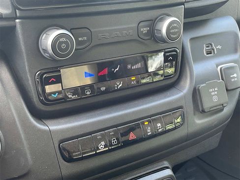 New 2024 RAM ProMaster 3500 w/ Delivery Van Package image 16