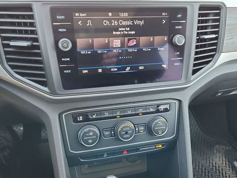 Used 2021 Volkswagen Atlas SE w/ Panoramic Sunroof Package AWD/4WD image 26