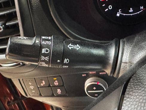 Used 2018 Kia Soul ! w/ Tech Package FWD image 22