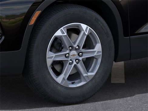 New 2026 Chevrolet Blazer LT image 9