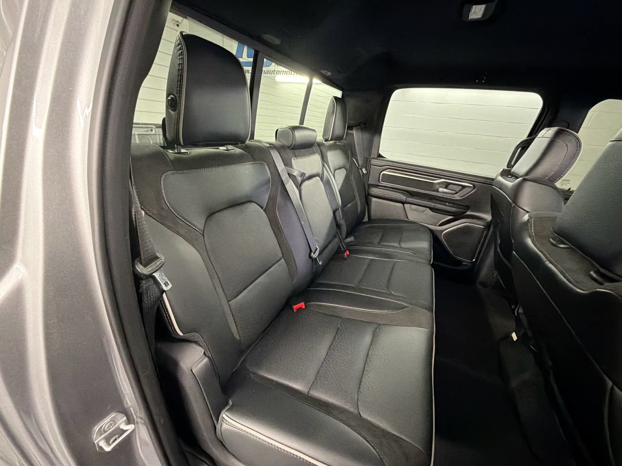 Used 2025 RAM 1500 Laramie w/ Sport Appearance Package AWD/4WD image 25