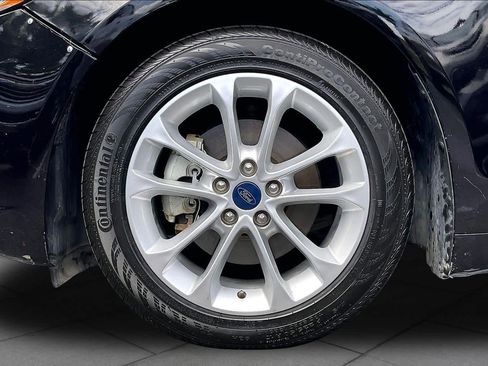 Used 2020 Ford Fusion SE FWD image 10