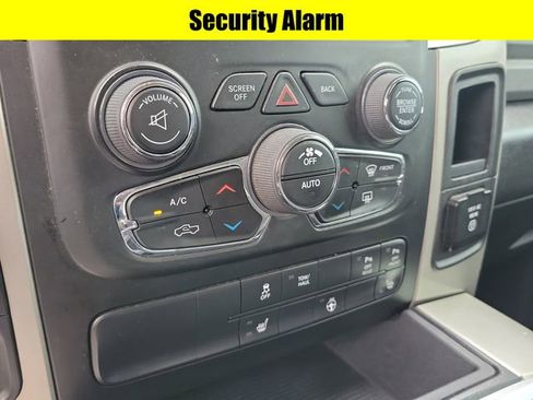 Used 2017 RAM 1500 Big Horn RWD image 16