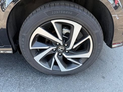 Used 2019 Honda HR-V Sport image 11