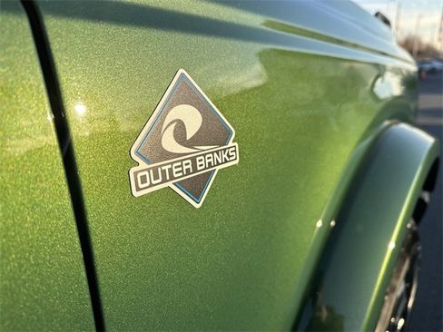 Certified 2025 Ford Bronco Outer Banks image 46