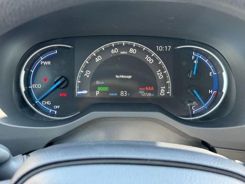 Certified 2025 Toyota RAV4 LE AWD/4WD image 27