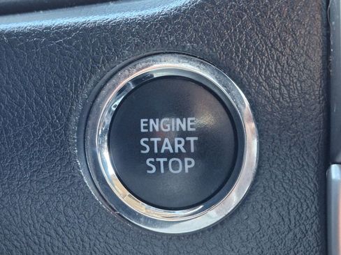 Used 2024 Toyota 4Runner SR5 AWD/4WD image 26