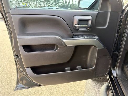 Used 2018 Chevrolet Silverado 1500 LT image 10