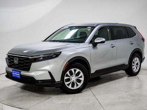 Used 2025 Honda CR-V LX image 1