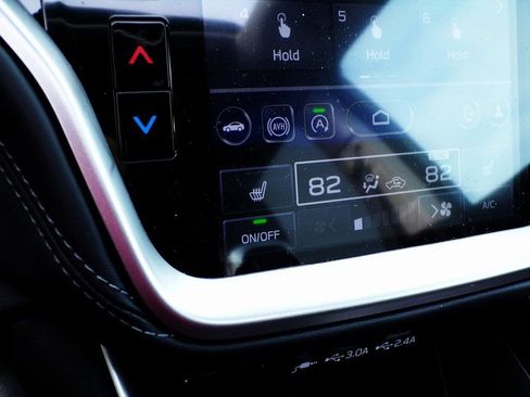 Certified 2025 Subaru Outback Premium image 21