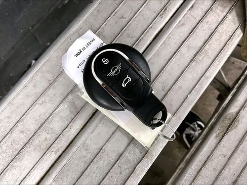 Used 2019 MINI Cooper S w/ Premium Package image 13