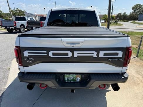 Used 2018 Ford F150 Raptor w/ Equipment Group 802A Luxury AWD/4WD image 9